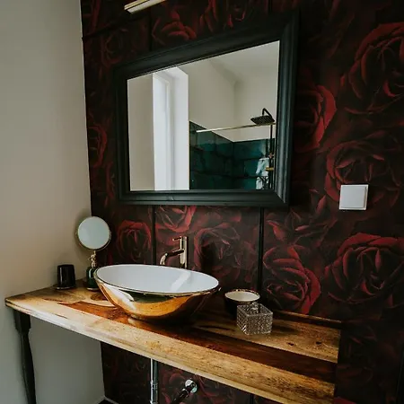 Halacs Homes- Boutique Cabins, Boutique Feriehus Balatonalmádi