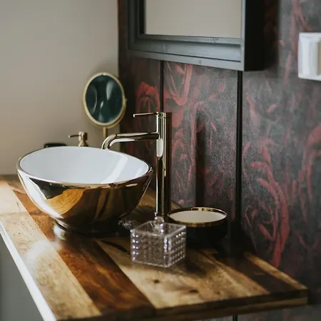 Halacs Homes- Boutique Cabins, Boutique Feriehus Balatonalmádi