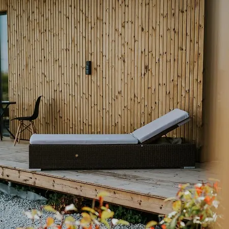 Halacs Homes- Boutique Cabins, Boutique Casa de Férias Balatonalmádi