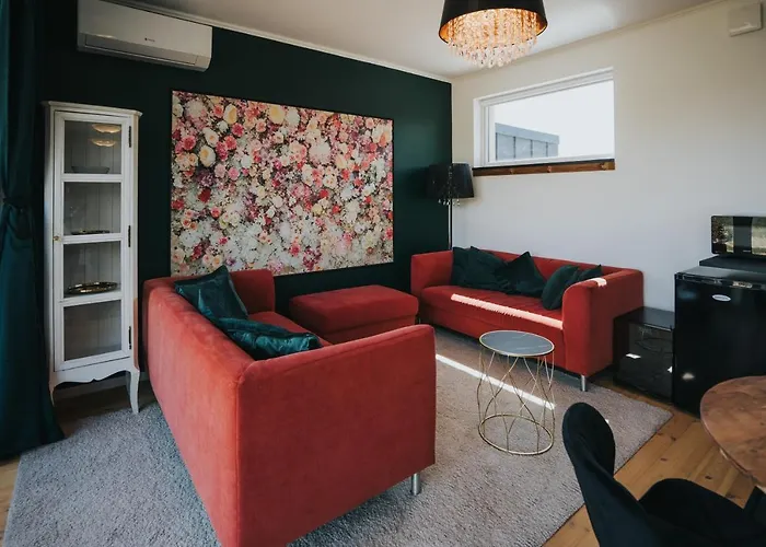 Halacs Homes- Boutique Cabins, Boutique * 巴拉顿诺尔马迪