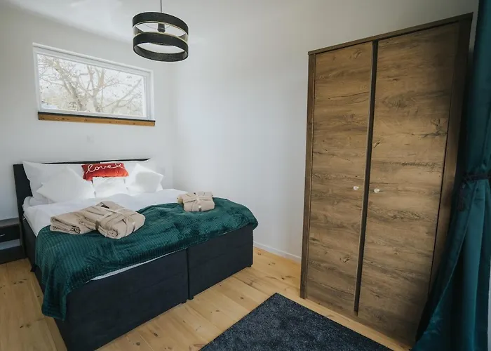 Halacs Homes- Boutique Cabins, Boutique 巴拉顿诺尔马迪