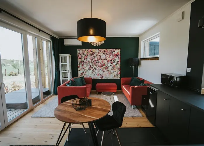 Halacs Homes- Boutique Cabins, Boutique 度假居 *