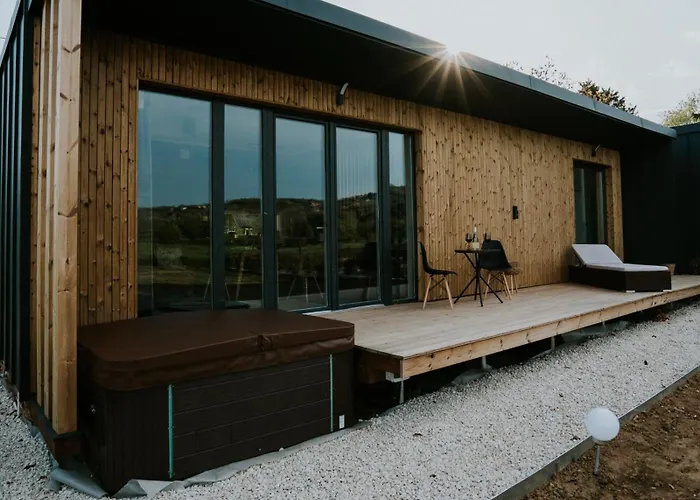 Halacs Homes- Boutique Cabins, Boutique 度假居 巴拉顿诺尔马迪